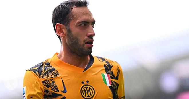 穆里尼奥、齐达内和安切洛蒂都不在，皇马还能指望谁？